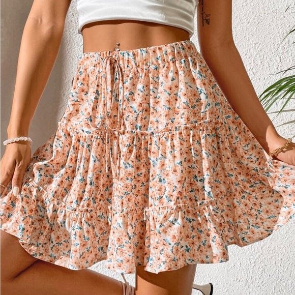 Floral Flowy Peach Skirt - Picture 1 of 4